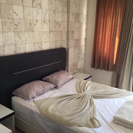 Safari Apartmán *